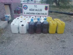 Jandarma kaçak şarap ele geçirdi