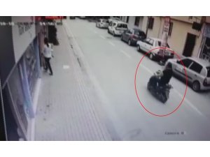 Ticari araçla çarpışan bisikletli ağır yaralandı