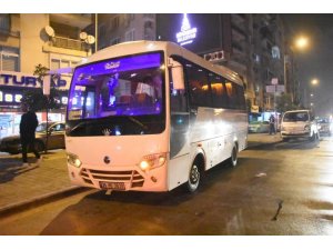 Servis minibüsünde fenalaşan yaşlı adam hastanede hayatını kaybetti