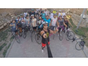 İznik’li bisikletçiler 400 kilometre pedal sürüp Anıtkabir ve Beştepe’ye çıkarma yapacak