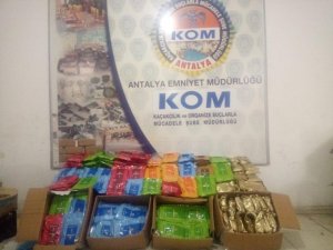 Antalya’da 619 kilo gümrük kaçağı nargile tütünü ele geçirildi