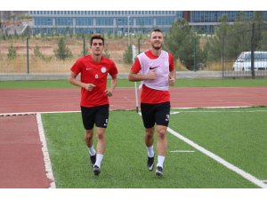 Karbel Karaköprü Belediyespor’ da hedef galibiyet