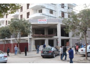 Elazığ’da 11’inci kattan düşen işçi hayatını kaybetti