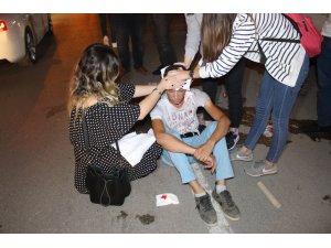 Adana'da trafikte "yol verme" kavgası: 2 yaralı