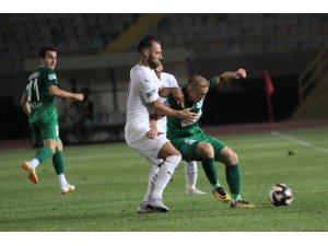 Altay çıkış peşinde