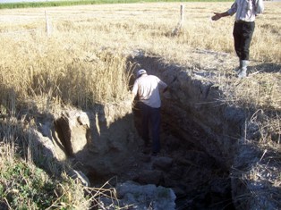 3 metre derinliğinde yeni çukur oluştu