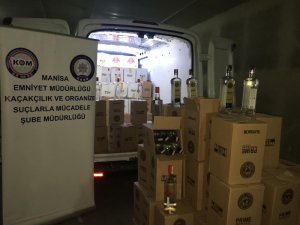 Binlerce kaçak içki ele geçirildi