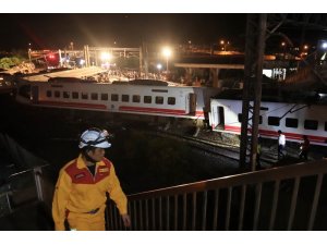 Tayvan’daki tren kazasında bilanço arttı: 22 ölü