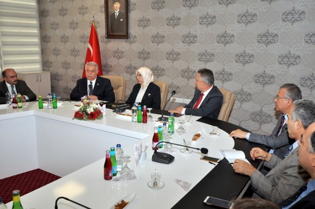 YÖK üyelerinden Necmettin Erbakan Üniversitesi'ne ziyaret