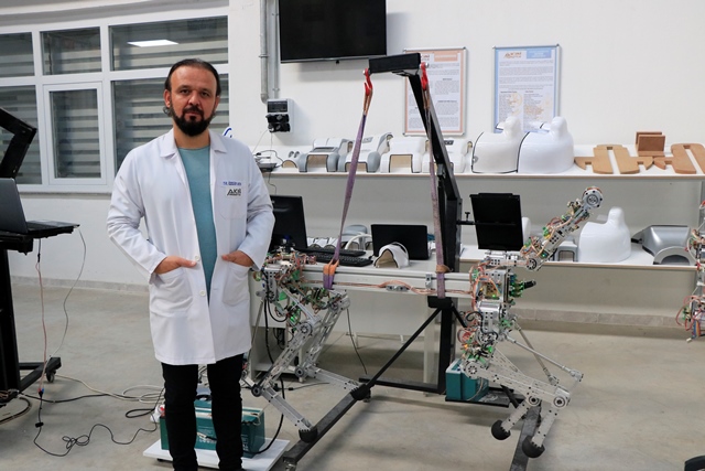 Robot "ARAT" dörtnala koşacak