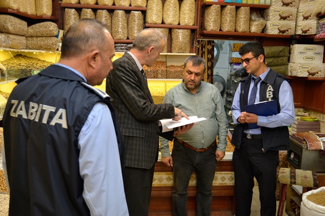 Büyükşehir Zabıta Ekipleri Denetimlerine Devam Ediyor