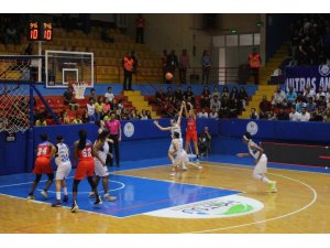 Türkiye Kadınlar Basketbol Süper Ligi: Hatay Büyükşehir Belediyespor: 83 - BOTAŞ: 63