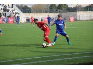 TFF 2. Lig: Niğde Anadolu FK: 1 - Bayrampaşa: 1