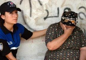 'Onlar çöp değil, kışlık yakacağım'