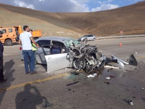 Van’da trafik kazası:4 yaralı
