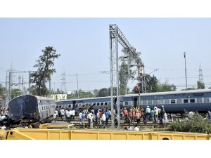 Hindistan’da tren kazanlarında son iki yılda yaklaşık 50 bin kişi öldü