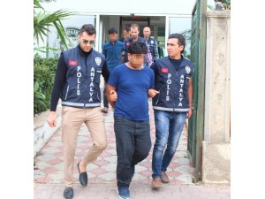 Savcı ve polis yalanıyla yaşlı kadını 100 bin TL dolandıran 4 kişi tutuklandı