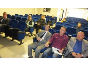 Burhaniye’de işletme sahiplerine etiketleme semineri