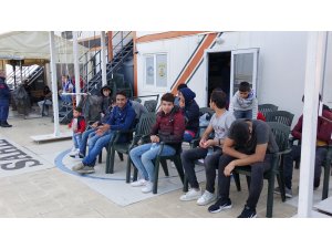 Çanakkale'de 46 düzensiz göçmen yakalandı