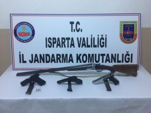 Isparta jandarmadan ‘düğün magandası’ operasyonu