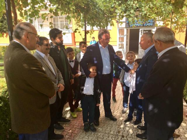 Hançerli vatandaşlarla buluşuyor