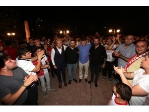 Antalyaspor taraftarlarından birlik gecesi