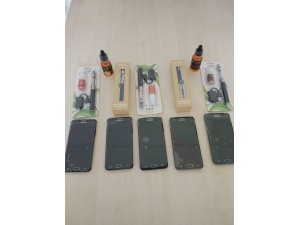 Van’da kaçak cep telefonu ve elektronik sigara ele geçirildi