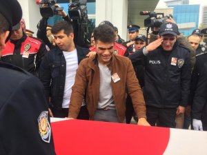 Şehit polise silah arkadaşlarından yürek burkan veda