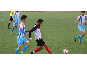 U19’da Orduzu ve Telekom zirvenin sahibi