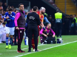 UEFA Şampiyonlar Ligi: Galatasaray: 0 - Schalke 04: 0 (İlk yarı)