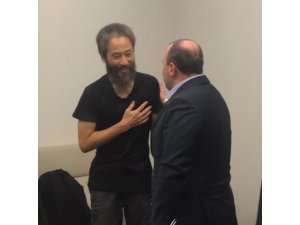 Teröristlerden kurtarılan Japon gazeteciden Bakan Varank’a teşekkür