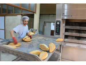 Kocaeli’nin en ucuz ekmeği Körfez’de