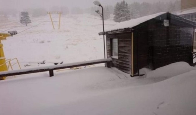 Kar kalınlığı 20 santimetreye ulaştı!