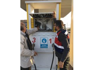 Jandarmadan akaryakıt istasyonlarına denetim