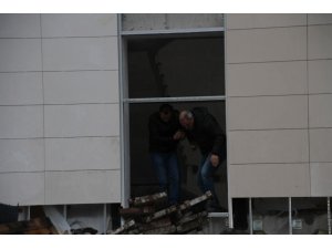 Önce intihara kalkıştı sonra gözyaşlarına boğuldu