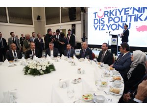 Dışişleri Bakanı Çavuşoğlu, Sakarya'da