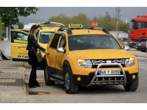 Yol uzadıkça ücreti düşen taksimetre