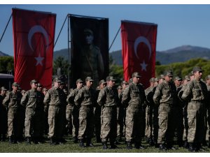 İzmir'de ve Manisa'da bedelli askerlik yapanlar terhis oldu
