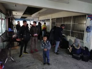 43 Afgan uyruklu kaçak mülteci ’İstanbul’ diye Rize’ye bırakıldı