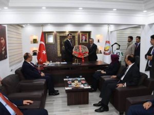 Bakan Kurum Seydişehir Belediyesi'ni ziyaret etti