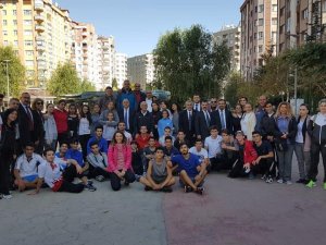 Atletler Cumhuriyet için koştu