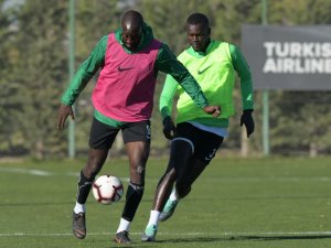 Atiker Konyaspor, Medipol Başakşehir maçına hazır