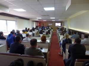 Kuşadası Ticaret Odası’nda KOSGEB ve İŞKUR bilgilendirme toplantısı yapıldı