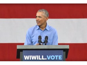 Obama “Demokrasimin düşmanları Beyaz Saraydaki biri, bir kongre üyesi veya lobici değildir, Demokrasinin en büyük düşmanı umursamaz insanlardır, evde oturan ve katılmayan kişilerdir”
