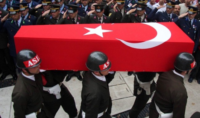 Üşüdüm demeye utanıyoruz... Tunceli'den gelen acı haber yüreğimizi yaktı...