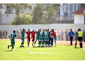 Salihli Belediyespor Balıkesir deplasmanında moral arayacak