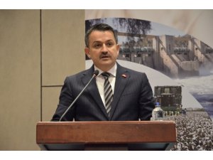 Bakan Pakdemirli Adana’da sektör temsilcileriyle buluştu