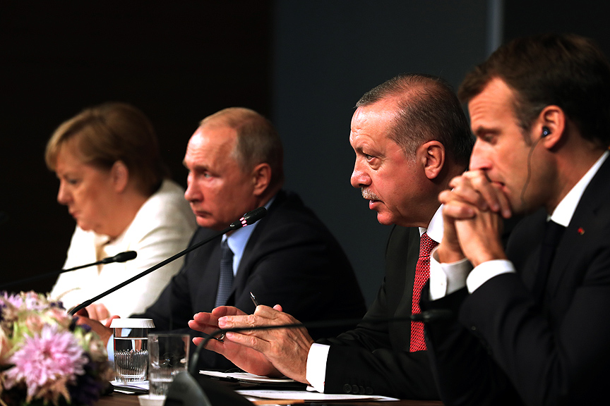 Cumhurbaşkanı Erdoğan'dan dörtlü zirvede önemli mesajlar