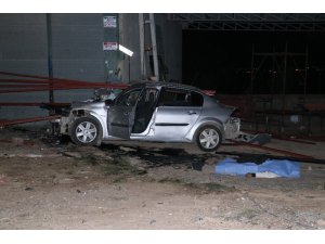 Profil demirlerine çarpan sürücü feci şekilde can verdi
