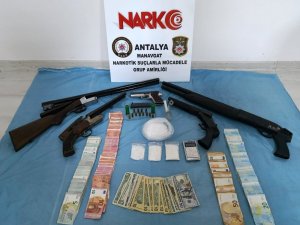 Manavgat’ta uyuşturucu operasyonu